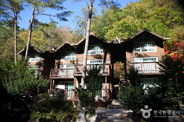 国立芳台山自然休养林(국립 방태산자연휴양림）