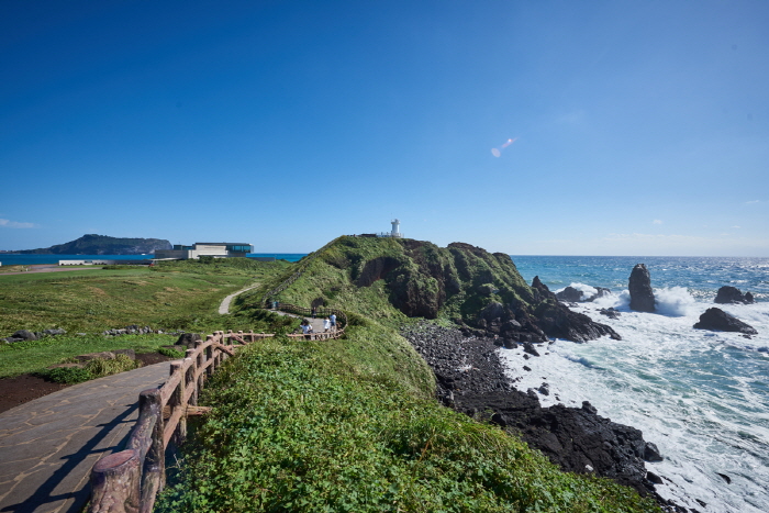 涉地可支(섭지코지) 涉地可支(섭지코지)