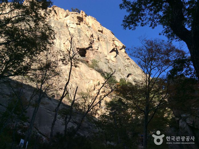 金刚窟(금강굴) 金刚窟(금강굴)