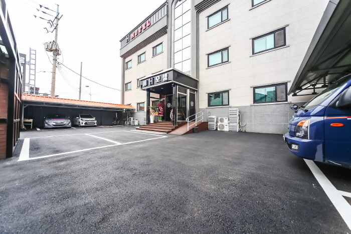 H宾馆[韩国旅游品质认证/Korea Quality]（H(에이치)모텔[한국관광 품질인증/Korea Quality])