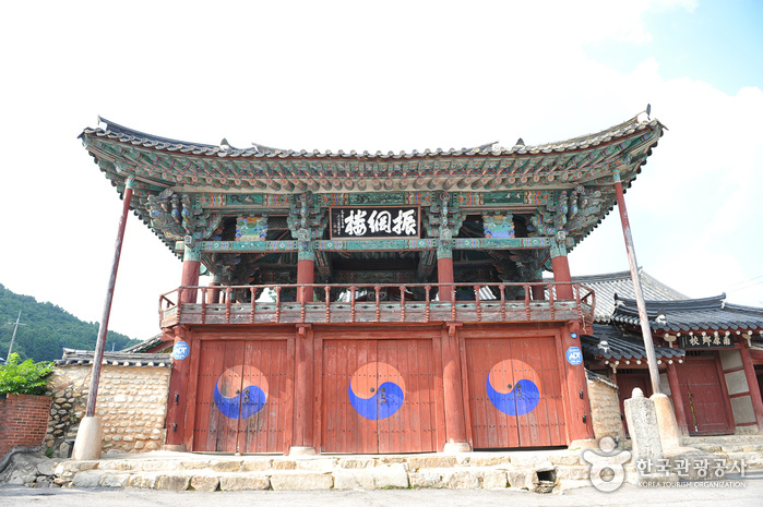 南原乡校(남원향교)