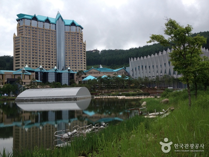 海雲GRAND飯店(舊 江原樂園飯店)(하이원 그랜드 호텔 메인타워(구 강원랜드호텔))