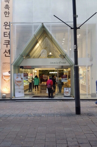 Innisfree明洞店(이니스프리 명동점)