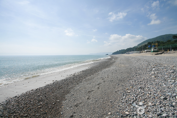 Gwanseong松林海邊(관성솔밭해변)