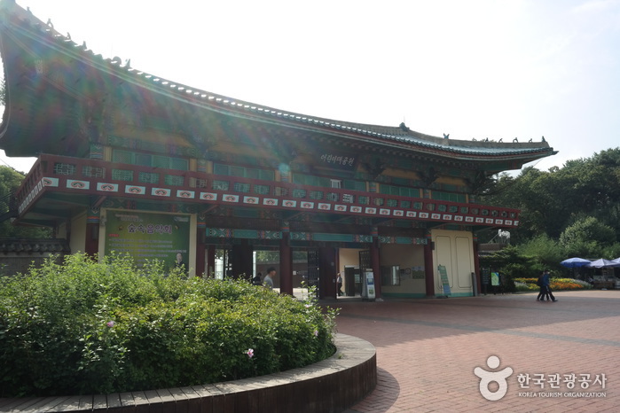 Children’s Grand Park (서울 어린이대공원)