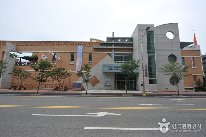 Geomdan Prehistory Museum (인천 검단선사박물관) Geomdan Prehistory Museum (인천 검단선사박물관)