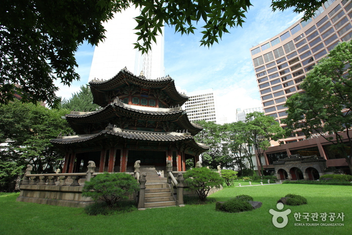 Hwangudan (환구단) Hwangudan (환구단)