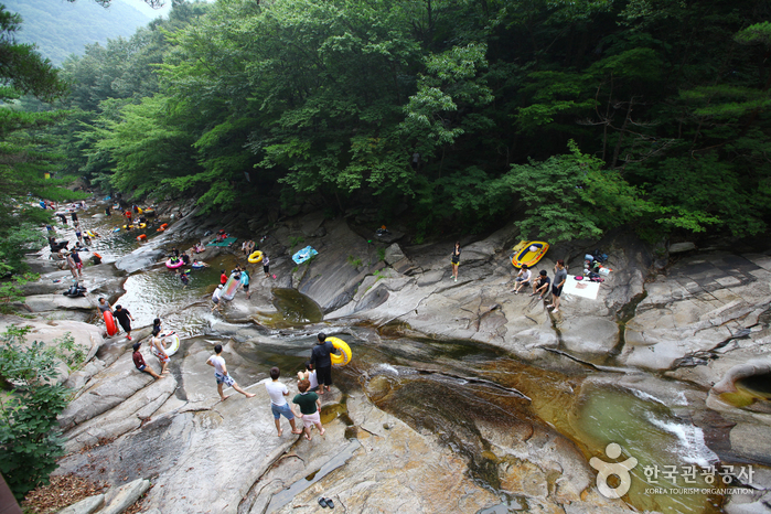 L’étang de Hobakso (호박소계곡) L’étang de Hobakso (호박소계곡)