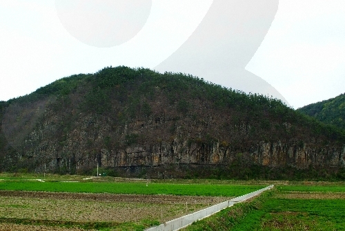 Les Falaises Rouges de Hwasun (화순적벽)