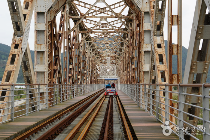 Rail park du fleuve Nakdong de Gimhae (김해낙동강레일파크 - 외국어사이트용)