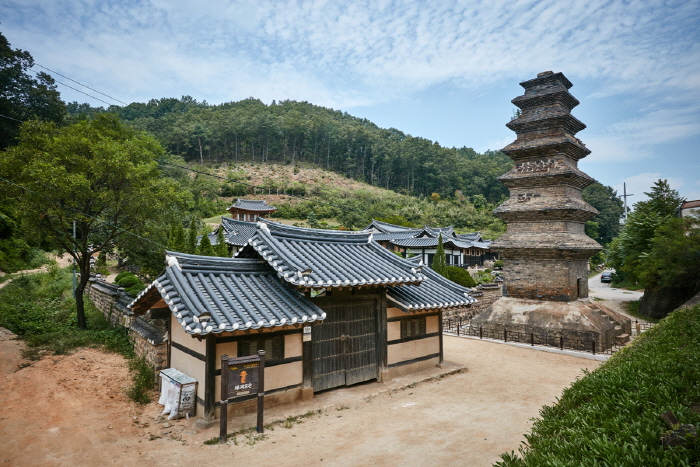 Maison principale de la famille Lee de Goseong, branche Tapdong (법흥동 고성이씨탑동파종택)