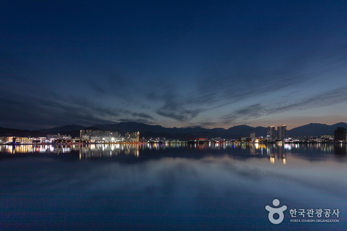 Le lac Cheongchoho (청초호)