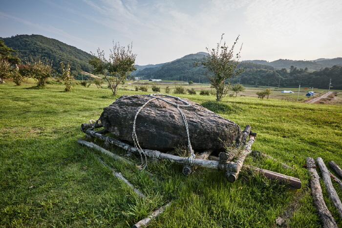 Hwasun Dolmen [Patrimoine Mondial de l’UNESCO] (화순 고인돌군 유적)