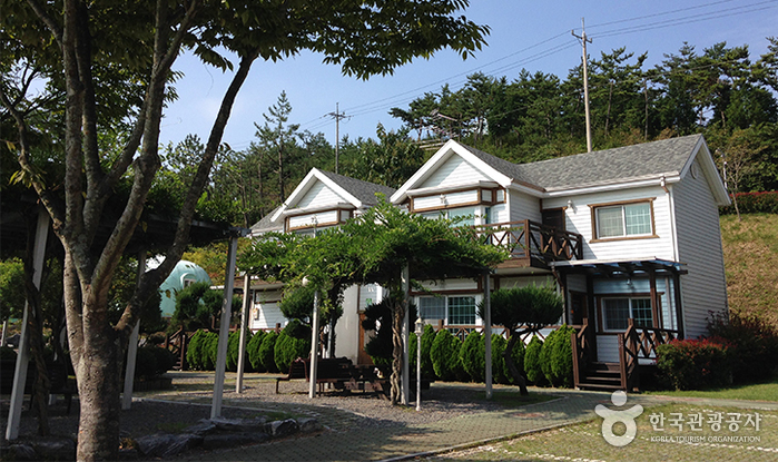 Danghangpo Tourist Area Pension [Korea Quality] / 당항포관광지 펜션 [한국관광 품질인증/Korea Quality]