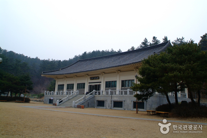 Musée du tissu de Ramie (Hansan Mosi) (한산모시관)