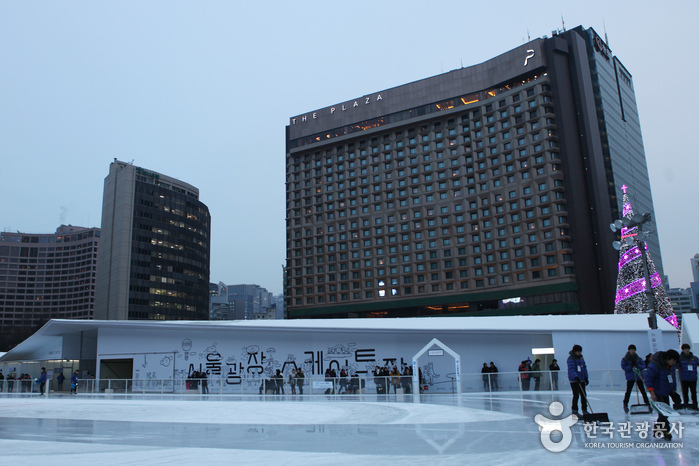 Patinoire de la place de Séoul (서울광장 스케이트장)