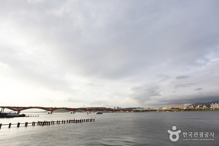 Le parc de Yanghwa sur le fleuve Hangang (한강시민공원 양화지구)