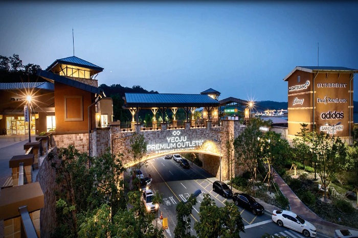 Shinsegae Simon Premium Outlet de Yeoju (신세계사이먼 여주 프리미엄 아울렛 )