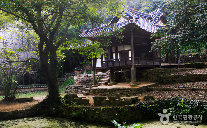 Dorf Boseong Ganggol (보성 강골마을) Dorf Boseong Ganggol (보성 강골마을)