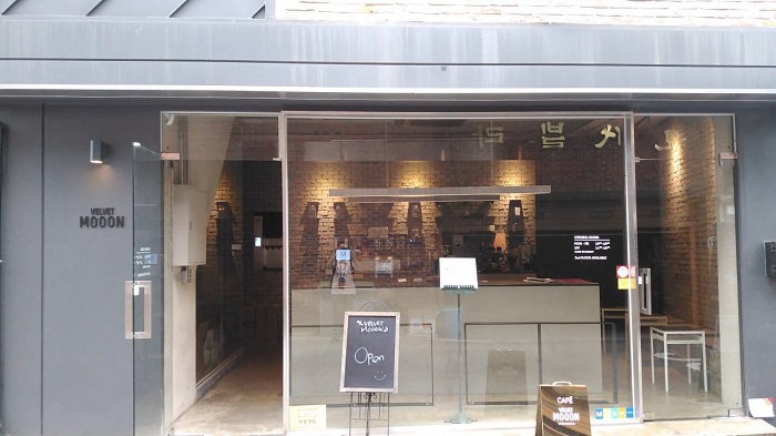 Velvet Moon (벨벳문) Velvet Moon (벨벳문)