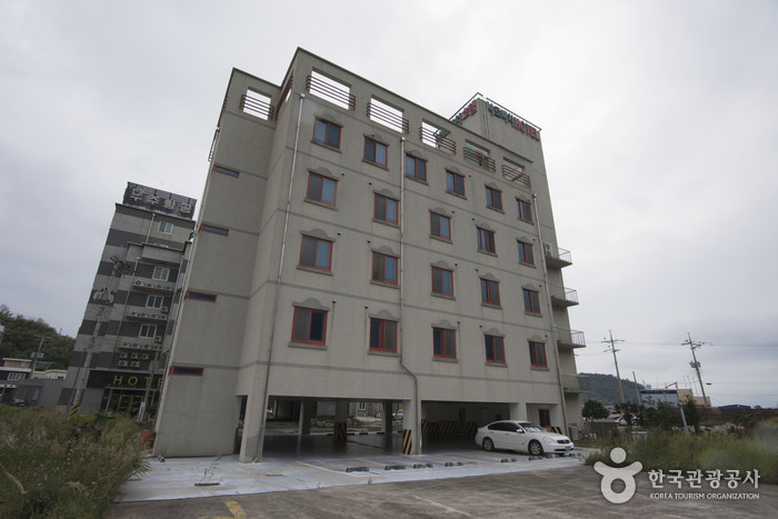 羅老ビーチホテル [韓国観光品質認証] (나로비치호텔 [한국관광 품질인증/Korea Quality])