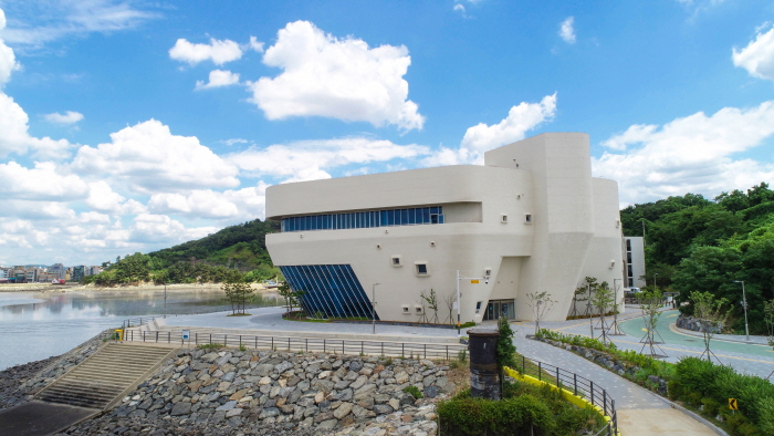 始興烏耳島博物館（시흥오이도박물관）