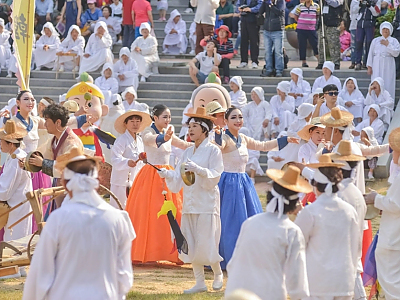 [文化観光祭り] 韓山カラムシ文化祭り（[문화관광축제] 한산모시문화제）