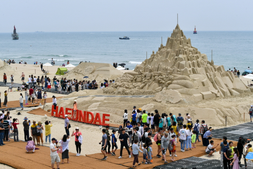海雲台砂祭り（해운대 모래축제）