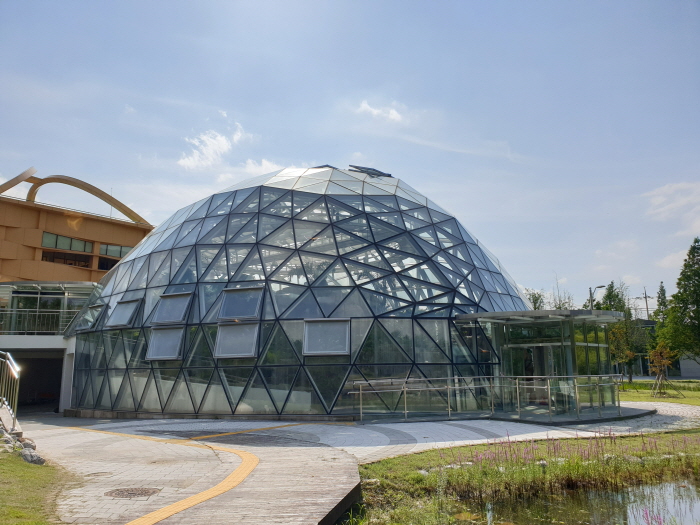 개구리생태공원