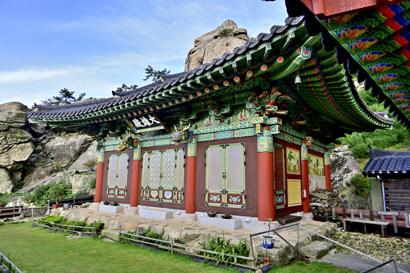 탑산사큰절