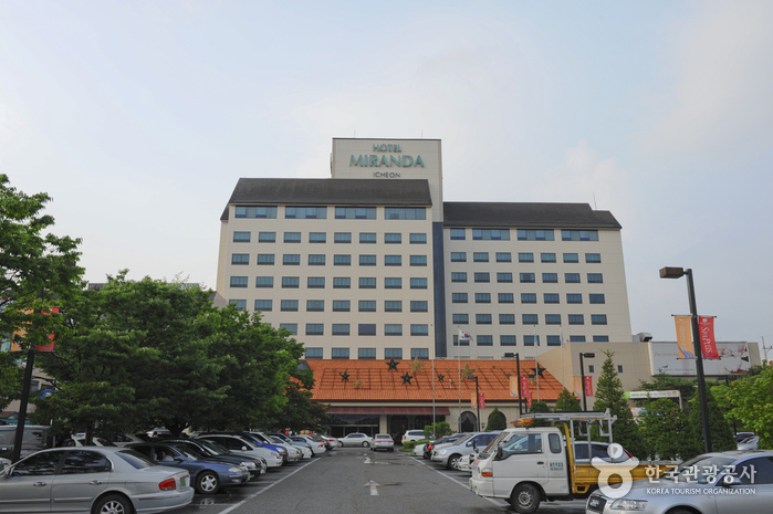 Горячие источники Ичхон (이천온천지구)